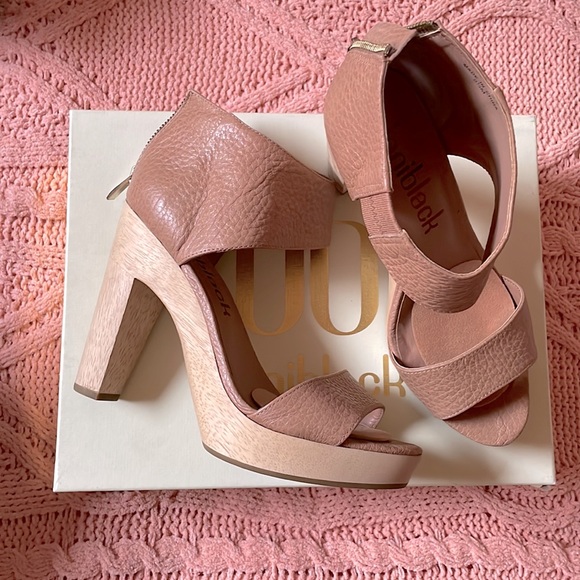 Shoes - 👠 Daniblack platform heels